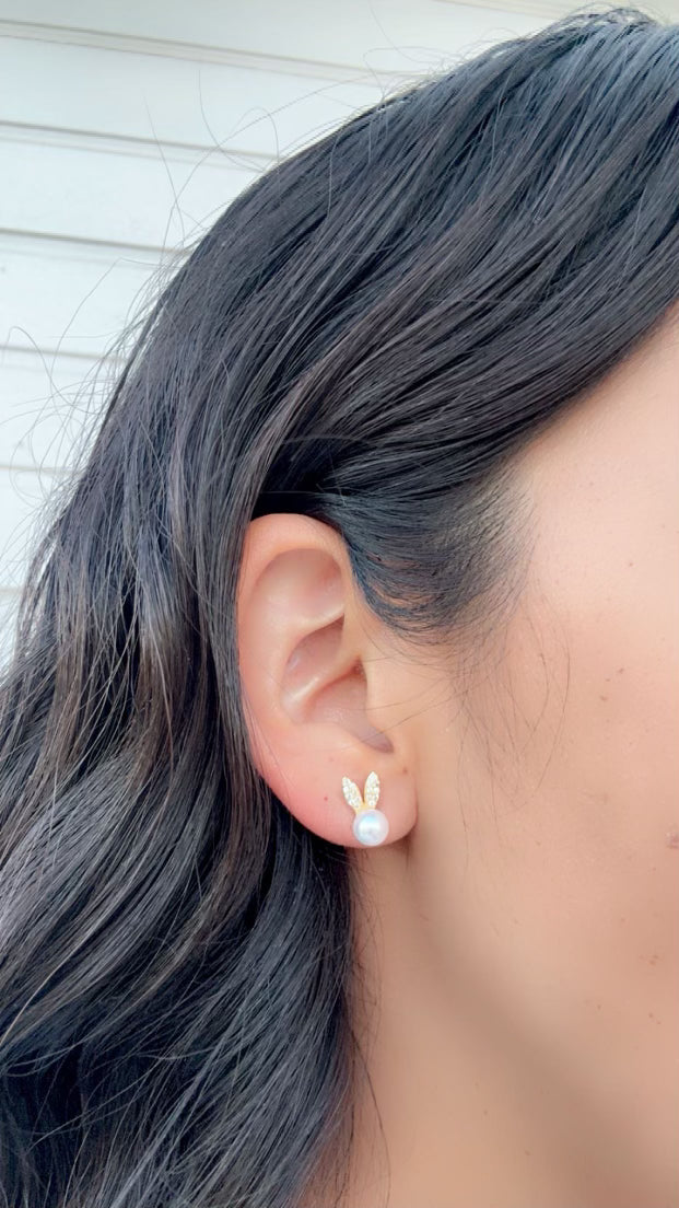 Bunny Pearl Earrings