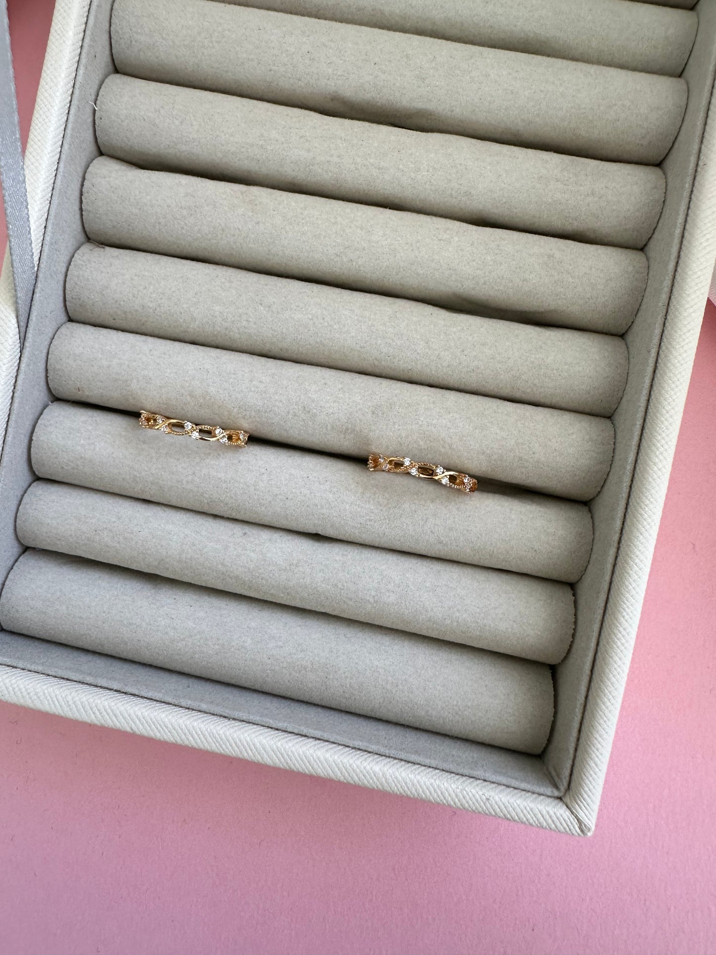 Dina Dainty Ring