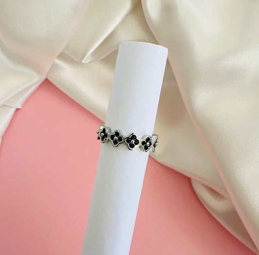 Black Clover Ring